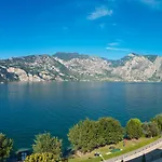 Carmen 3* Malcesine