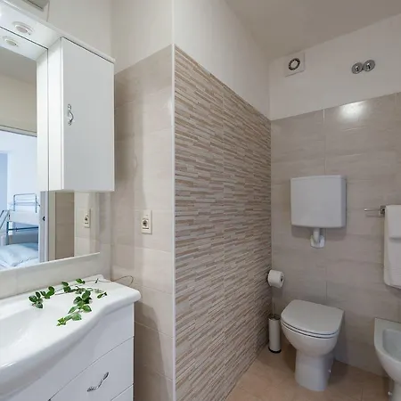 Hotel Carmen 3*