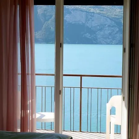 Hotel Carmen 3*