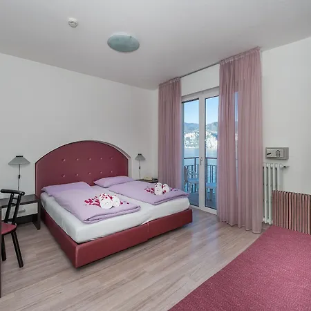 Hotel Carmen 3*