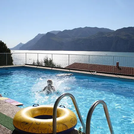 Hotel Carmen 3*