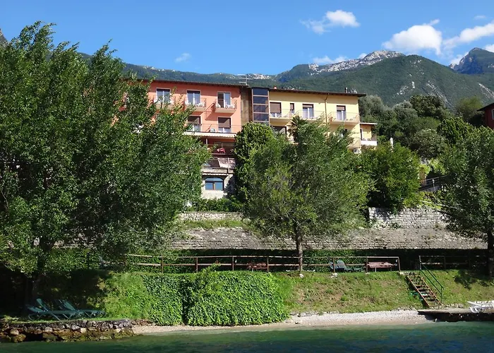 Carmen 3* Malcesine