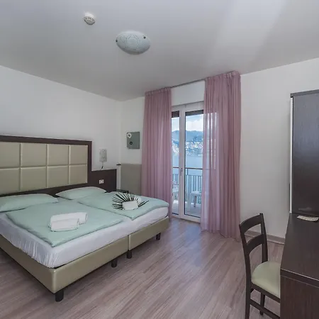 酒店 卡门维拉酒店