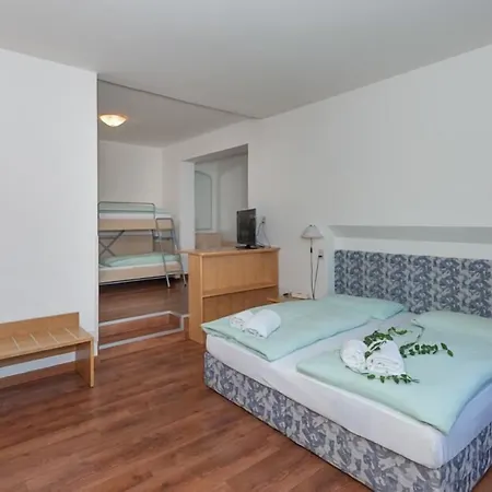 卡门维拉酒店 酒店 马尔切西内